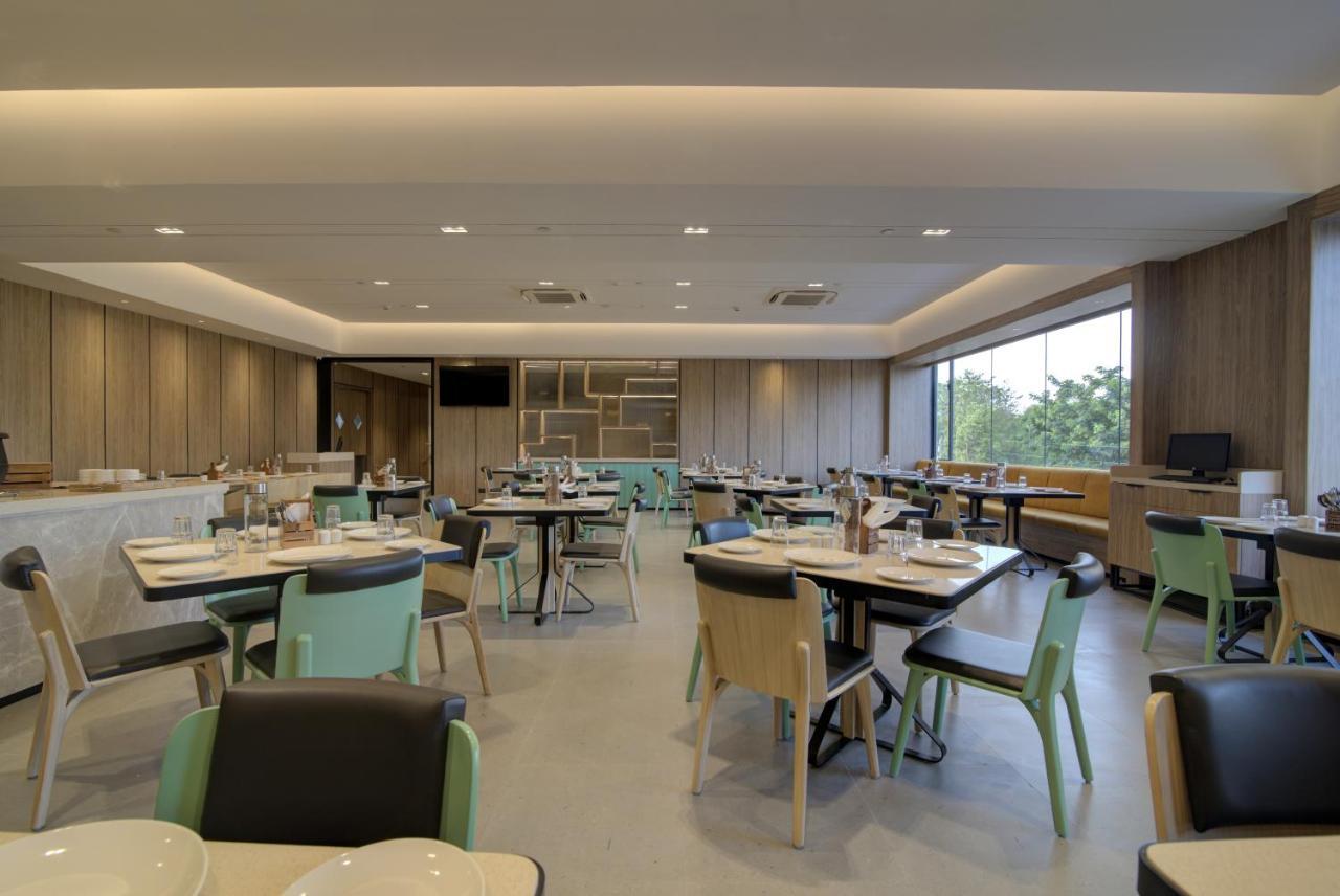 7 Apple Hotel Pratap Nagar, 斋浦尔 外观 照片
